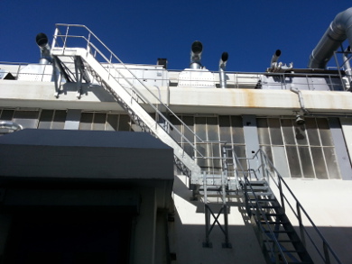 Escalier d'accès en toiture - Réalisation
