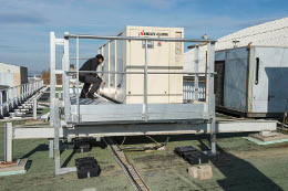 Plateforme autoportante pour maintenance climatisation